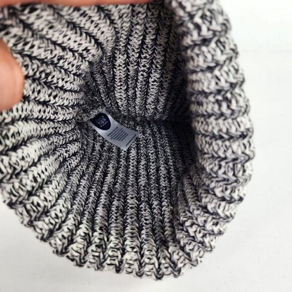 Love Your Melon Pompom Cuffed Beanie USA Made Black white Knit winter hat Beanie